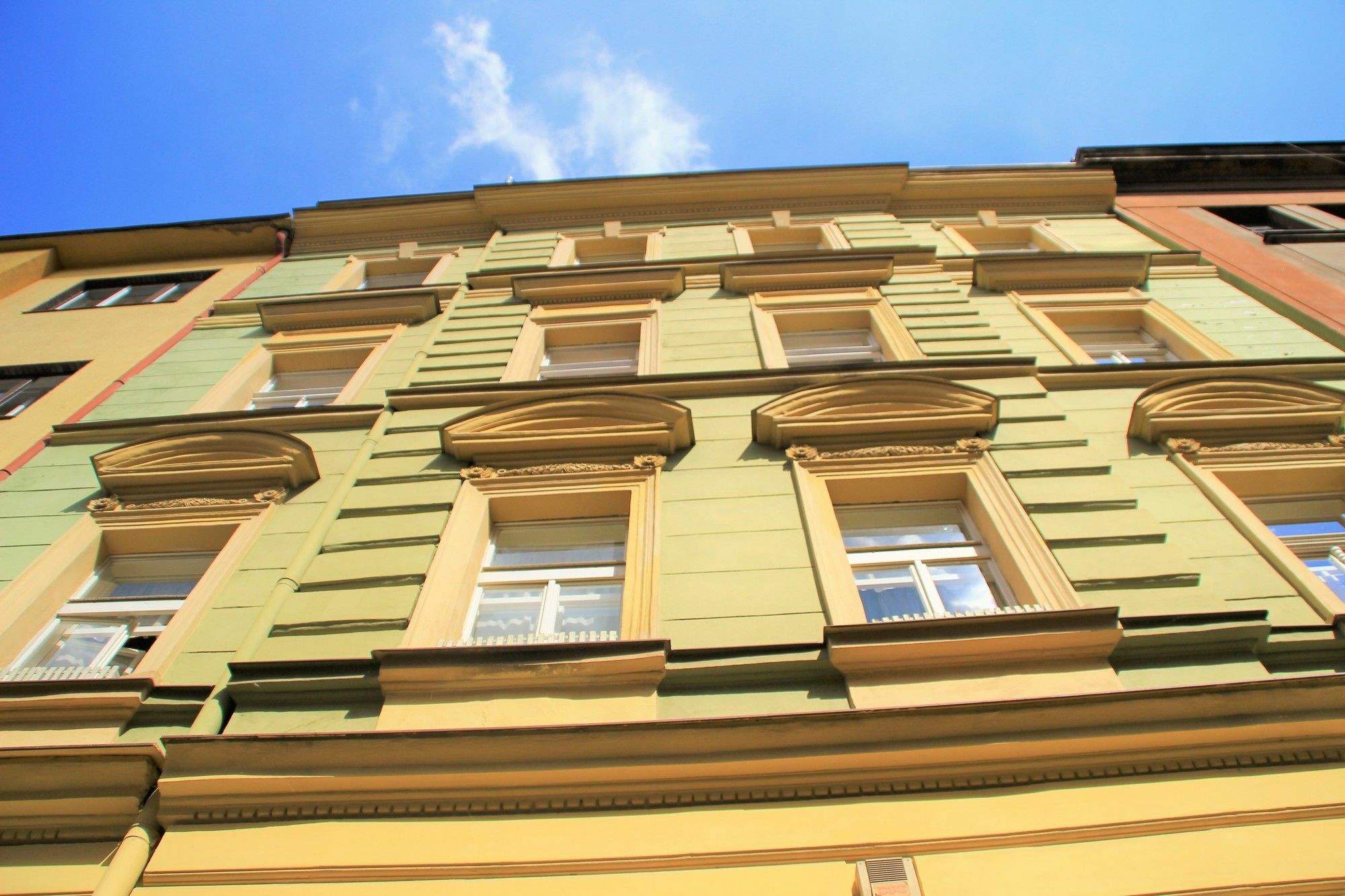 Vlkova Palace Prague Exterior photo